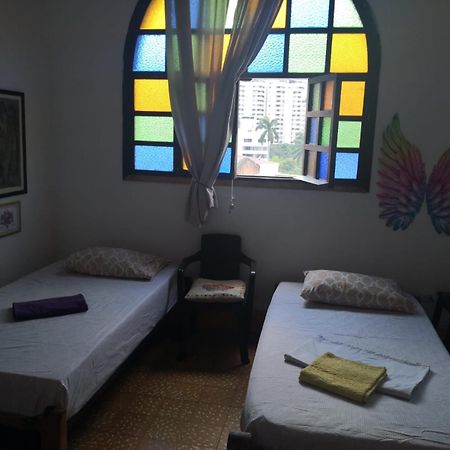 Hostal Encuentro Кали Экстерьер фото