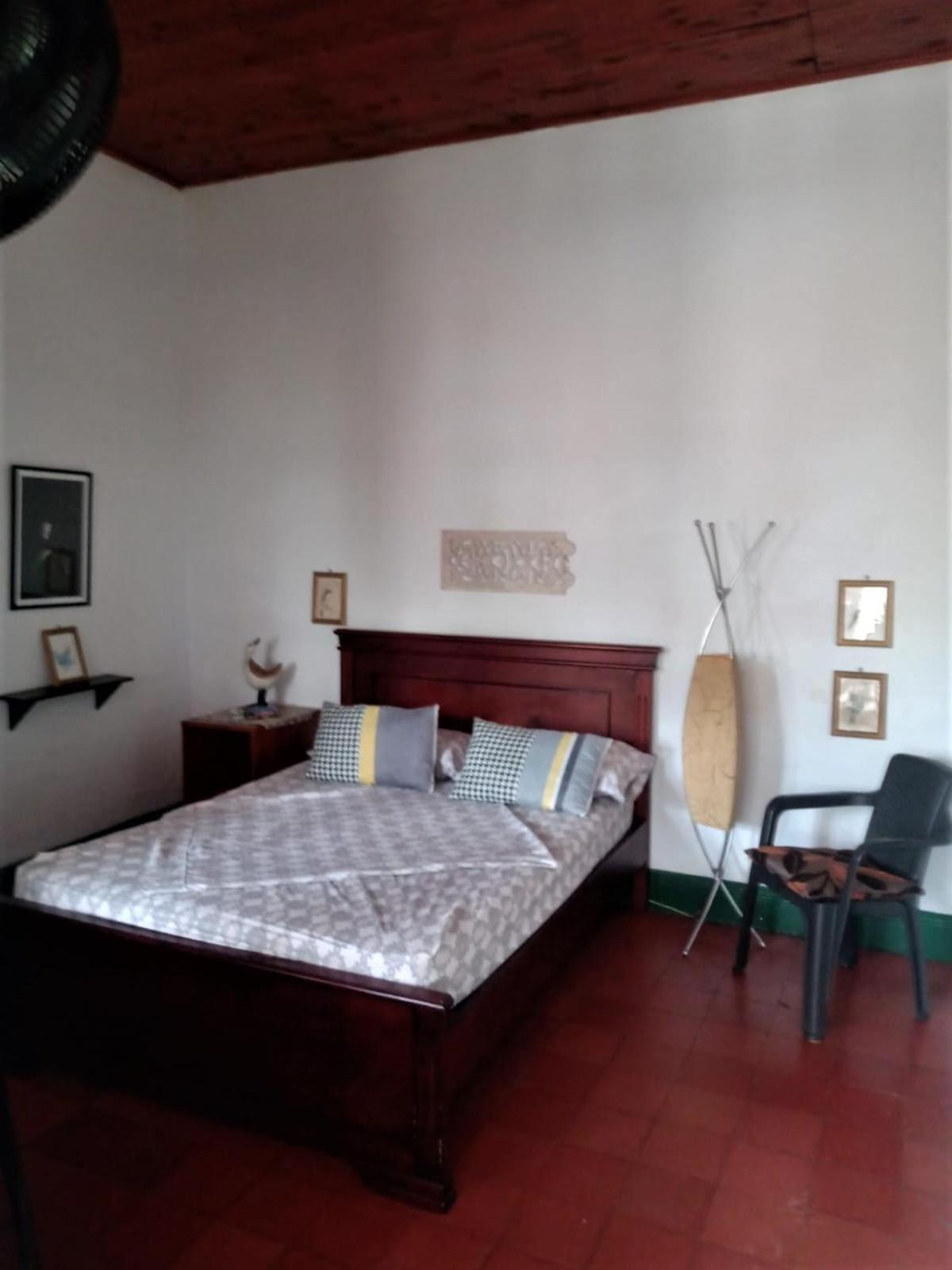 Hostal Encuentro Кали Экстерьер фото