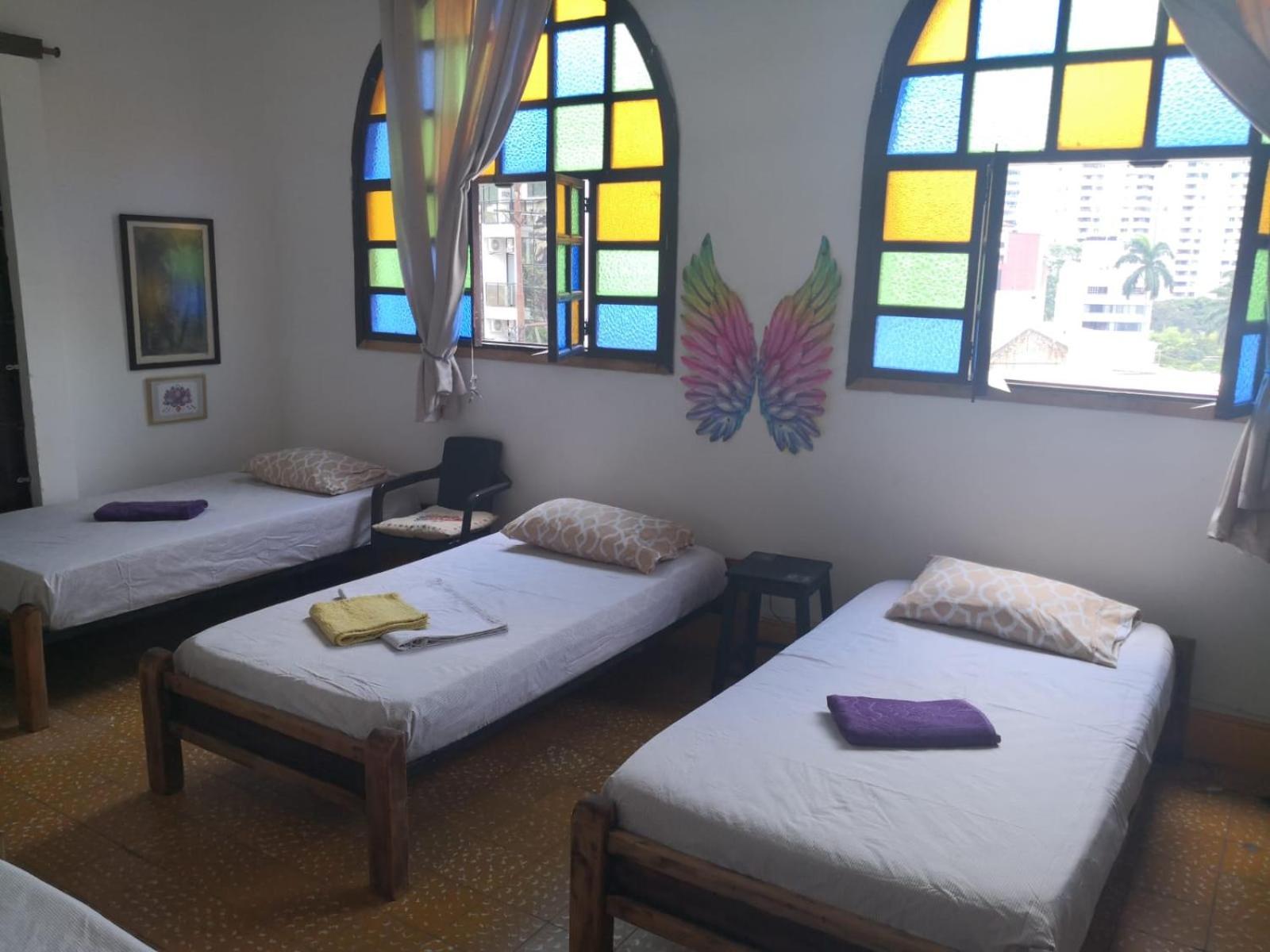 Hostal Encuentro Кали Экстерьер фото