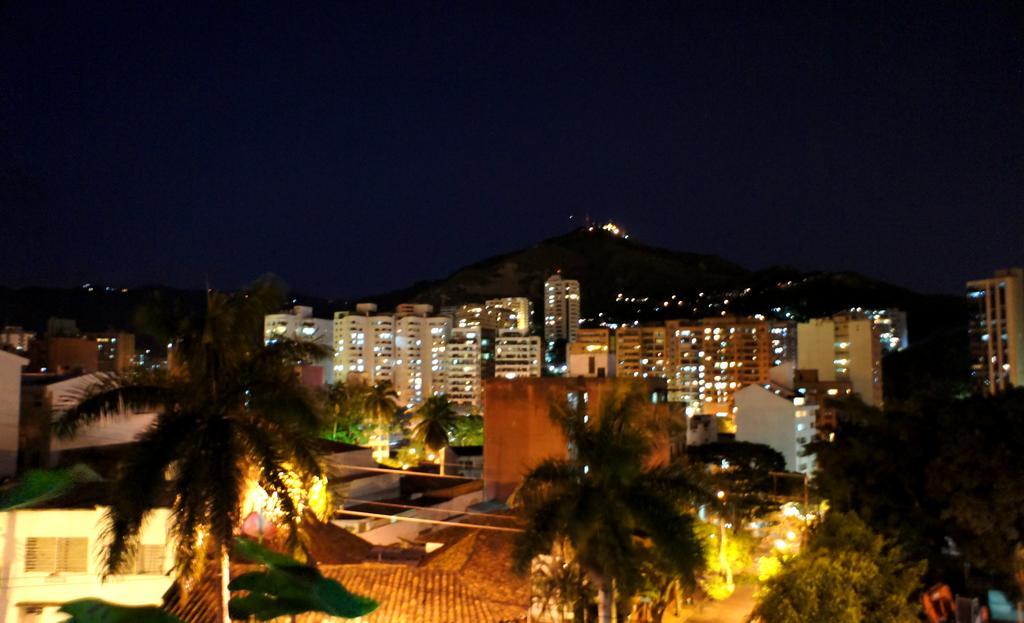Hostal Encuentro Кали Экстерьер фото