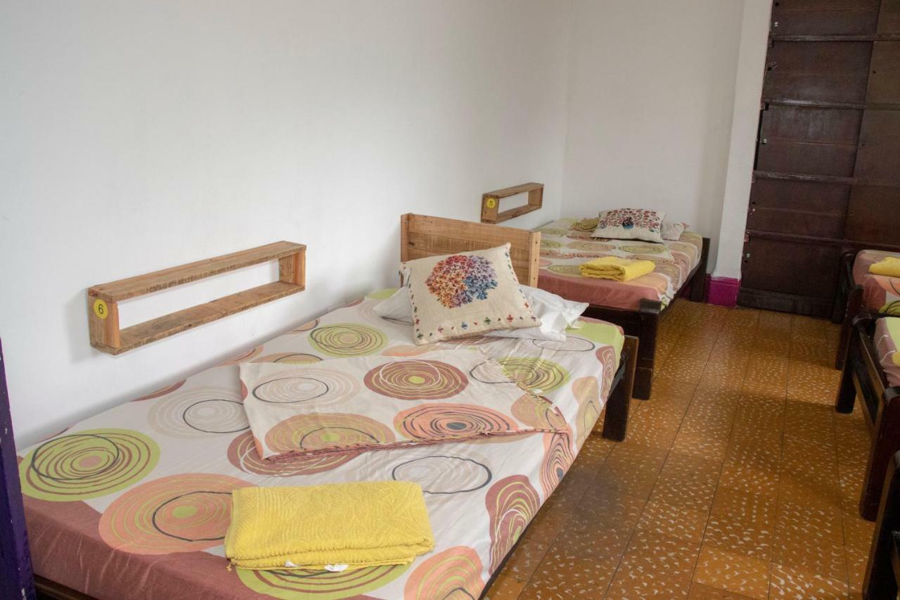 Hostal Encuentro Кали Экстерьер фото