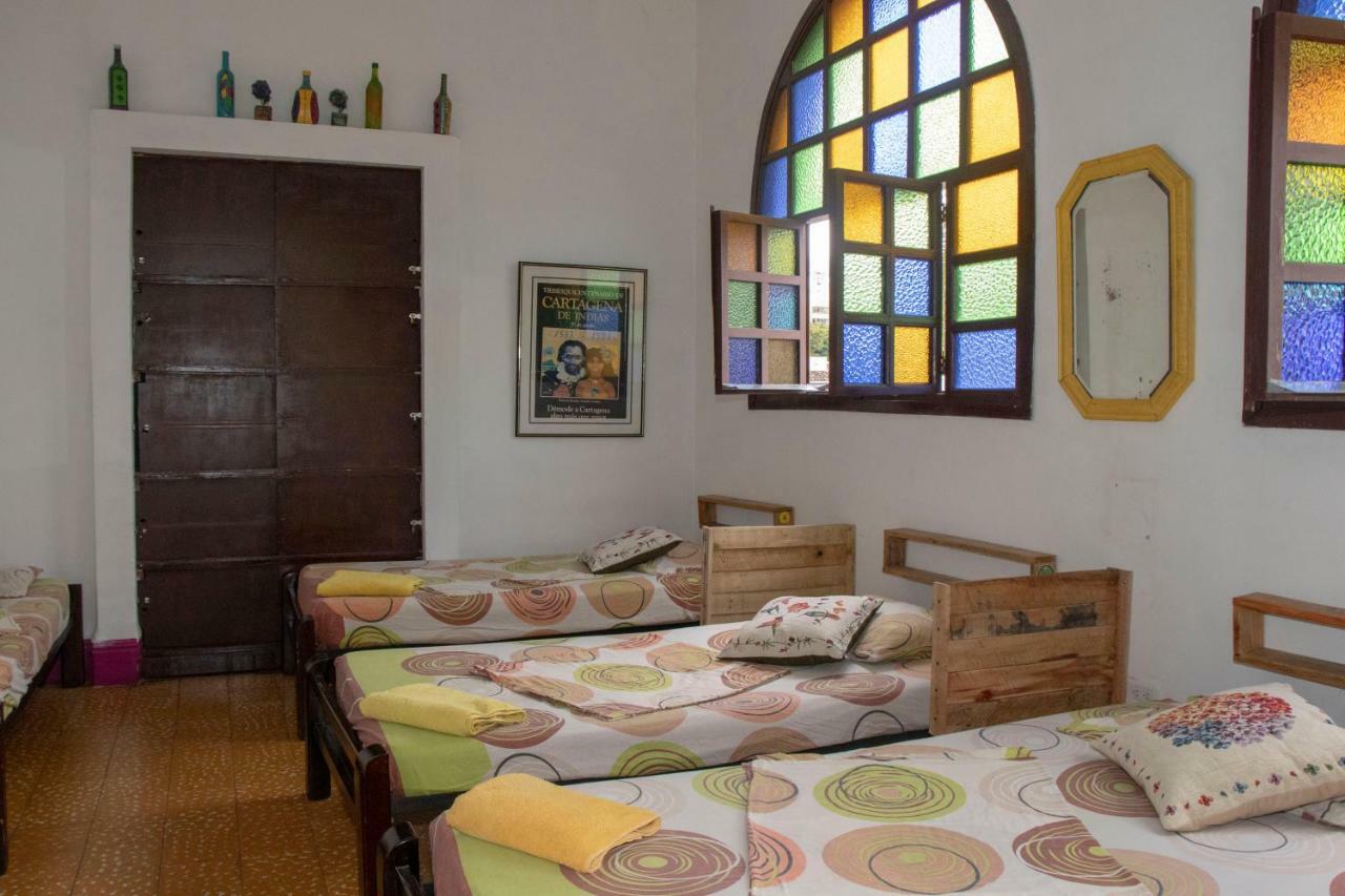 Hostal Encuentro Кали Экстерьер фото