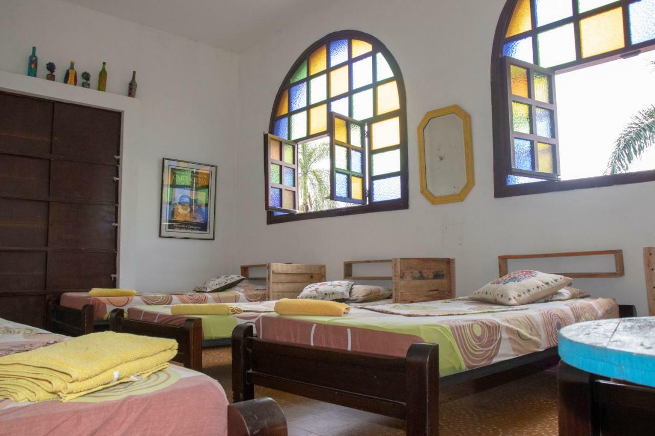Hostal Encuentro Кали Экстерьер фото