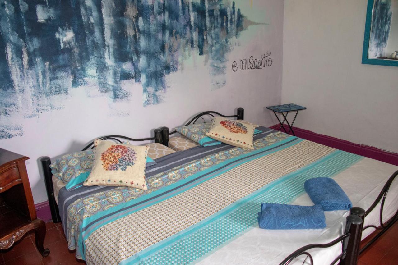 Hostal Encuentro Кали Экстерьер фото